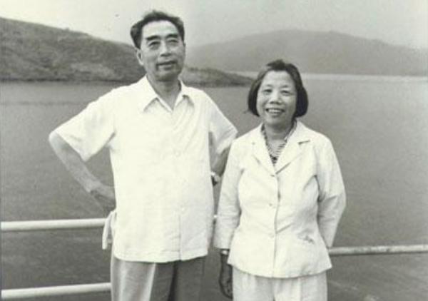 晉菊清：得知男友是周總理的侄子時，匆忙提出分手，這是為何？