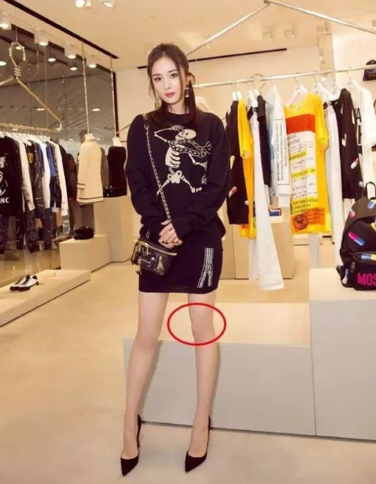 女星P圖“翻車現場”,生圖曝光後,大象腿變鉛筆腿都不算啥 女星P圖“翻車現場”,生圖曝光後,大象腿變鉛筆腿都不算啥