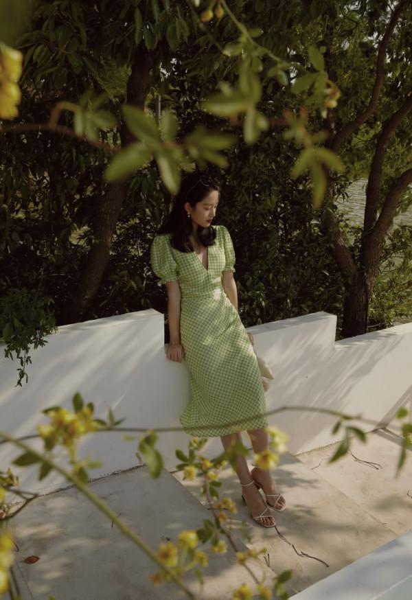 夏天到了,楊採鈺發現綠色應該穿上身了,於是搭出精彩 夏天到了,楊採鈺發現綠色應該穿上身了,於是搭出精彩