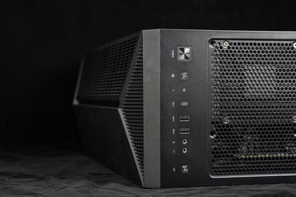 選對的不選貴的！AMD依舊yes！一個攝影+行政黨的最佳價效比主機