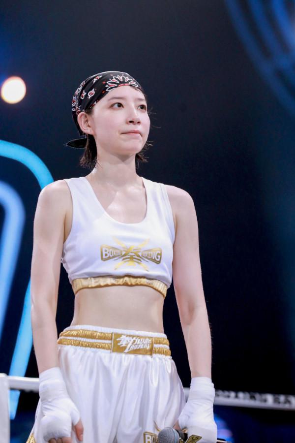 李斯丹妮的“金腰帶”，你不知道她有多生猛