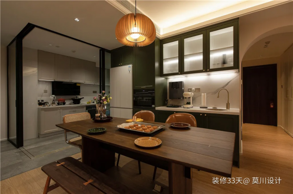 107㎡三室兩廳，一股復古度假的優雅與慵懶