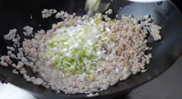 雜醬麵的醬做得好才會好吃,今天聊聊醬的做法,做出美味雜醬麵 雜醬麵的醬做得好才會好吃,今天聊聊醬的做法,做出美味雜醬麵