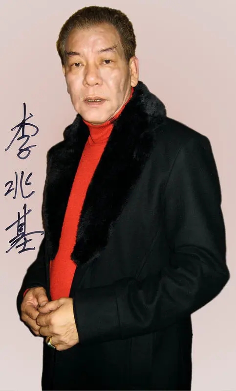 李兆基的反轉人生：從崩牙駒二哥到潦倒去世，唯有古天樂伸出援手