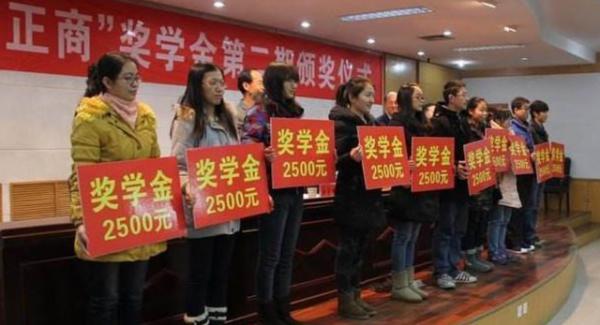 培養一個985的學生需要多少錢？對農村家庭來說是天文數字