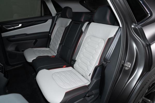 想買安靜舒適的5座SUV，可以看看這兩款，安全、動力強、空間大