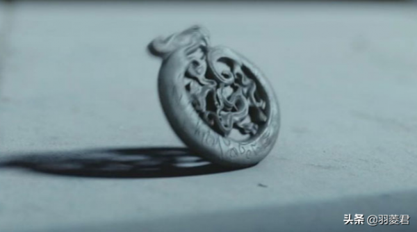 從黃皮子墳青銅龍符的來歷,看《鬼吹燈》第二部究竟講了什麼故事 從黃皮子墳青銅龍符的來歷,看《鬼吹燈》第二部究竟講了什麼故事