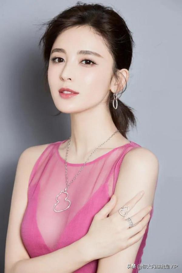 古麗娜扎：這個凡間仙女說：要永遠相信愛情，