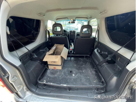 「可愛小車」整備一臺袖珍小車鈴木吉姆尼，有型才能釋放你的個性