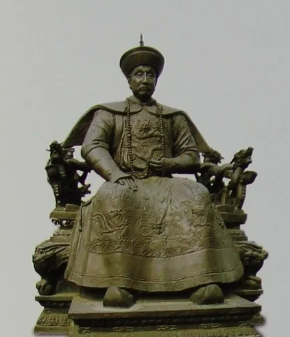 中國最後一位御醫鸚烈鵬,服侍溥儀10年,105歲堅持為百姓看病 中國最後一位御醫鸚烈鵬,服侍溥儀10年,105歲堅持為百姓看病