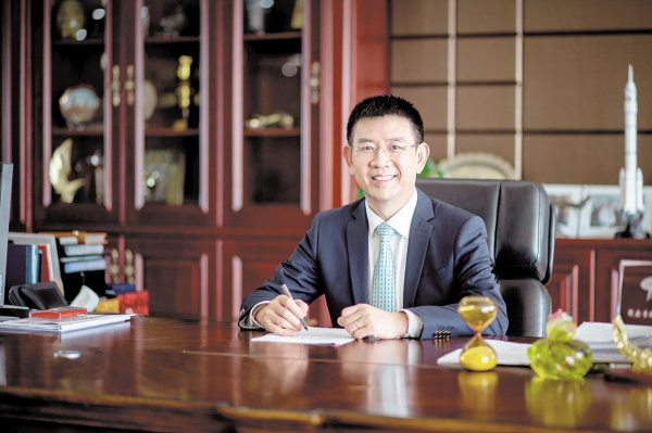 湖北首富黃立身價490億,花20億研發,用8年打破歐美20年晶片壟斷 湖北首富黃立身價490億,花20億研發,用8年打破歐美20年晶片壟斷