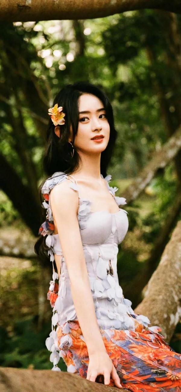 帶你認識一下不一樣的趙麗穎 帶你認識一下不一樣的趙麗穎