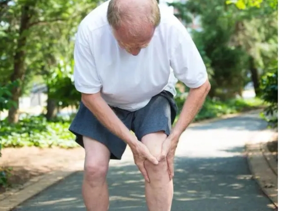 70歲後身體出現這6種變化，是衰老的正常現象，做好調養助長壽