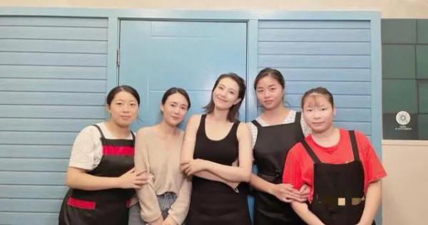 42歲高圓圓近照曝光，還是你心目中那個女神嗎？