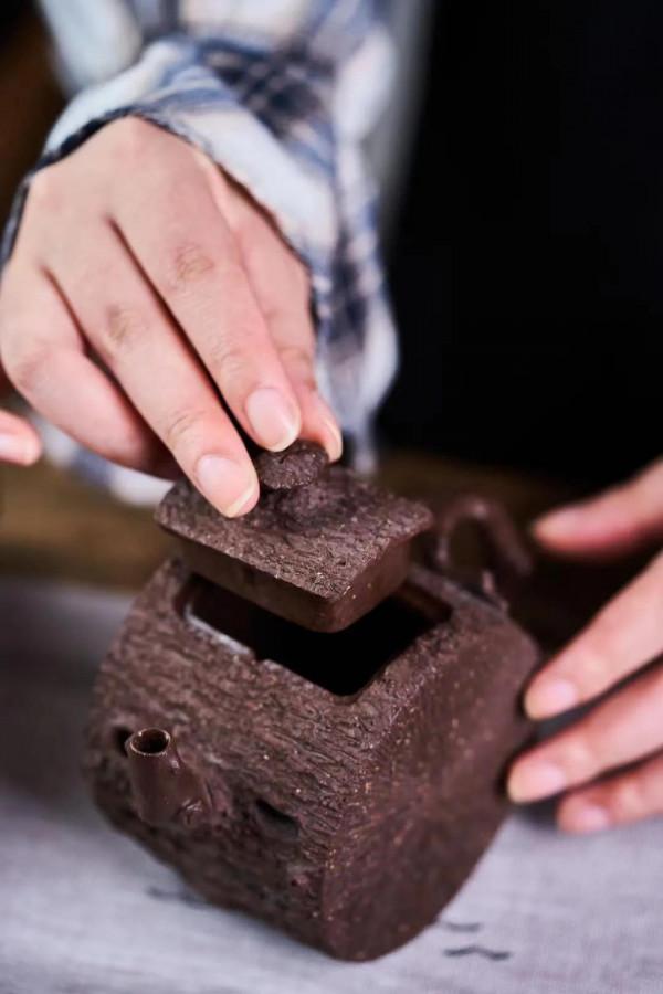 研高重器推薦《樹輪》吳震 原礦老紫泥，290cc