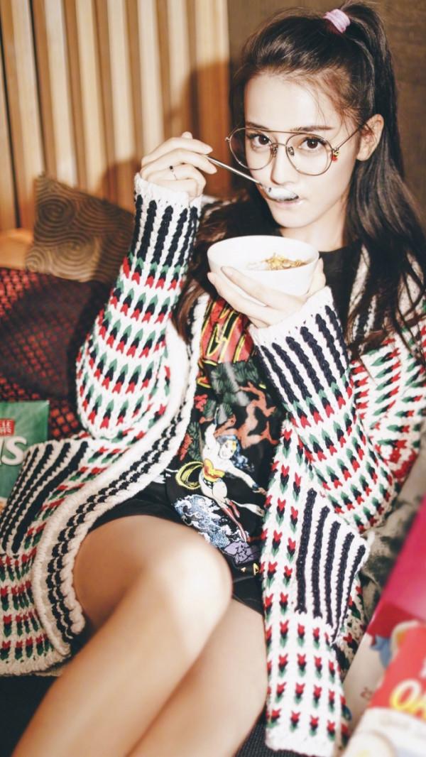 趙麗穎、關曉彤、劉亦菲、迪麗熱巴這四位美女你喜歡哪一位 趙麗穎、關曉彤、劉亦菲、迪麗熱巴這四位美女你喜歡哪一位