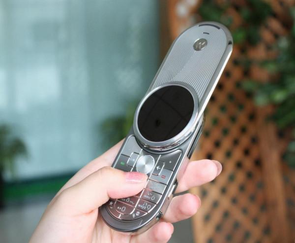 最好看的手機是什麼樣子?00後認為是蘋果手機,90後:還是太年輕 最好看的手機是什麼樣子?00後認為是蘋果手機,90後:還是太年輕