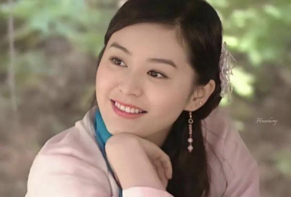 昔日女神嫁“醜男”、閃婚閃離、生雙胞胎，長得再美也未必能紅？