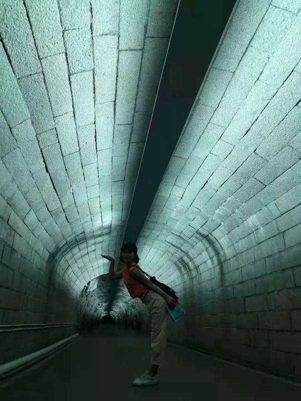 “馬甲線”女兵火了！現在女兵真元氣