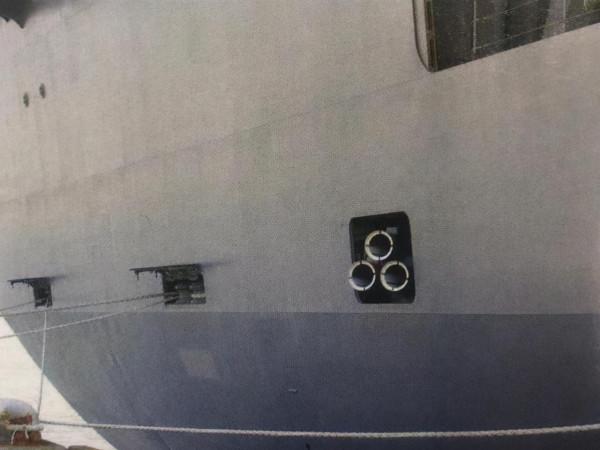 雞賊設計!日本準航母,開啟艦艉艙門,竟悄悄伸出3根魚雷發射管 雞賊設計!日本準航母,開啟艦艉艙門,竟悄悄伸出3根魚雷發射管