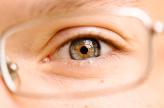 大多數“飛蚊症”不用治!那就不用檢查了嗎? 大多數“飛蚊症”不用治!那就不用檢查了嗎?