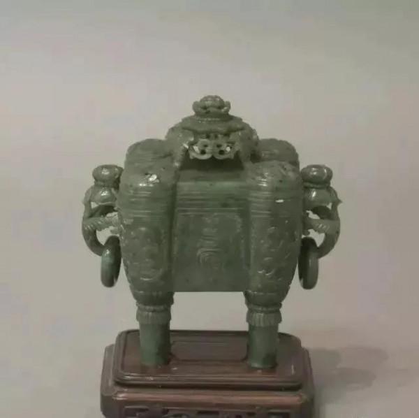 玉雕絕技，鏤空活環