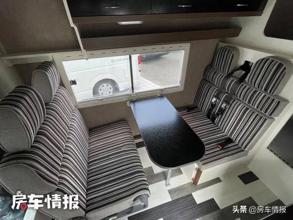 帶四驅的馬自達房車，配1.8T動力自動擋，佈局巧妙能滿足5人睡覺