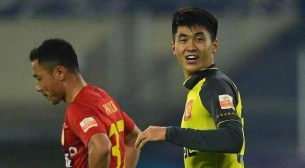 凌晨4點!北京媒體曝爭議猛料:李霄鵬做出意外決定,國足成笑話 凌晨4點!北京媒體曝爭議猛料:李霄鵬做出意外決定,國足成笑話