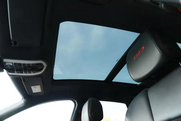 二手保時捷Macan GTS，選裝後超百萬，5年5折購