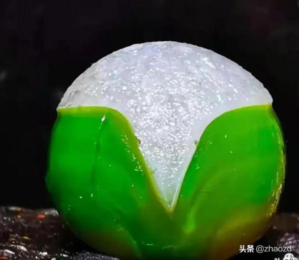 不可多得的多彩奇石 不可多得的多彩奇石