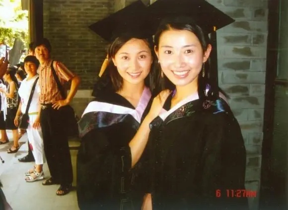 二仙女橙兒：參加過快女，曾轉行當老師還教過許凱，現復出演太后