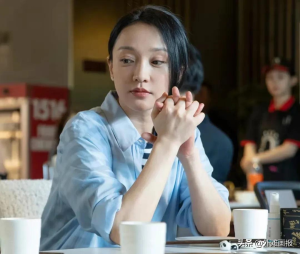 周迅在《小敏家》裡的好衣品,不只靠堆大牌 周迅在《小敏家》裡的好衣品,不只靠堆大牌