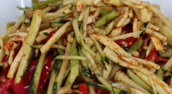 吃了30年茄子,這樣做頭一次見,不炒不炸不蒸,比紅燒肉還饞人 吃了30年茄子,這樣做頭一次見,不炒不炸不蒸,比紅燒肉還饞人