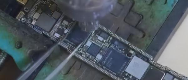 iPhone 12 無服務且耗電大