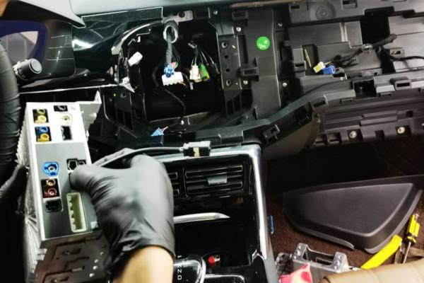 2021款比亞迪唐還在忍受卡頓嗎？可以付費升級全新的主機試一下！