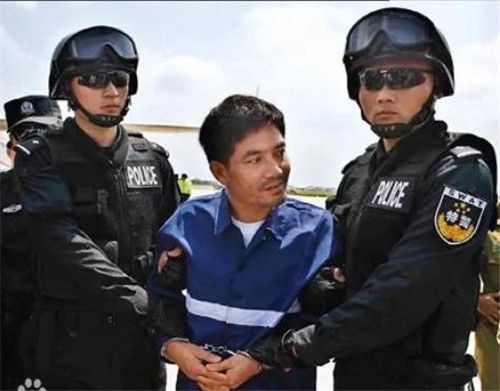 湄公河血案製造者糯康,被執行注射死刑,他為什麼非要惹中國? 湄公河血案製造者糯康,被執行注射死刑,他為什麼非要惹中國?