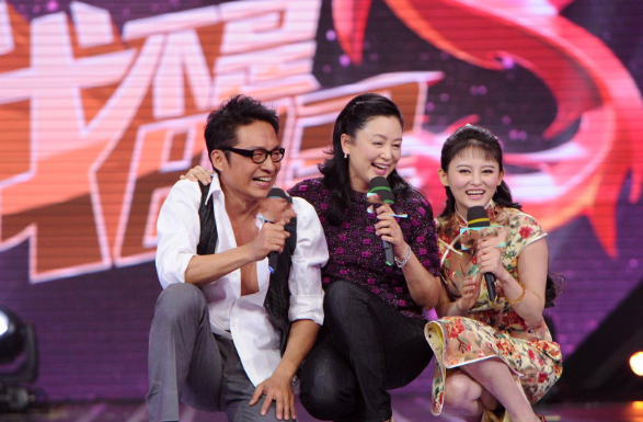 倪大紅是倪萍的妹夫、韓紅張一山是姑侄,沒想到這些明星互為親戚 倪大紅是倪萍的妹夫、韓紅張一山是姑侄,沒想到這些明星互為親戚