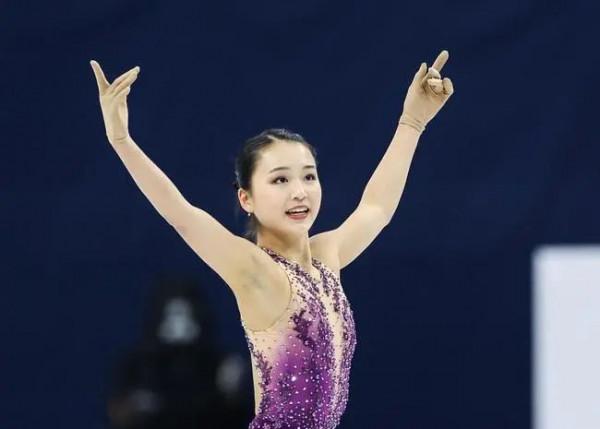 寒門如何培養一個“精英”？聽聽花滑女隊員的故事