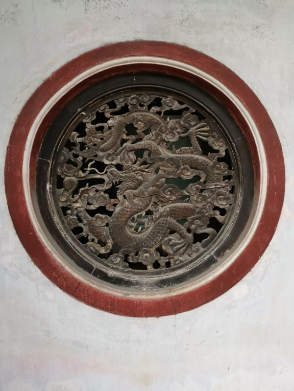 雷州有座千年古祠，全國罕見的五代石人石狗