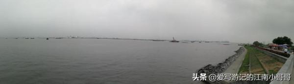 處在淡水水域的海鷗島，因外形輪廓相似而得名，其實並沒有海鷗