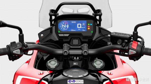 這次本田不小氣了,新款CBR500R、CB500F/X終於用上了倒減和雙碟 這次本田不小氣了,新款CBR500R、CB500F/X終於用上了倒減和雙碟