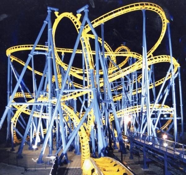 驚險!北京環球影城過山車懸停10分鐘,過山車到底安全嗎? 驚險!北京環球影城過山車懸停10分鐘,過山車到底安全嗎?