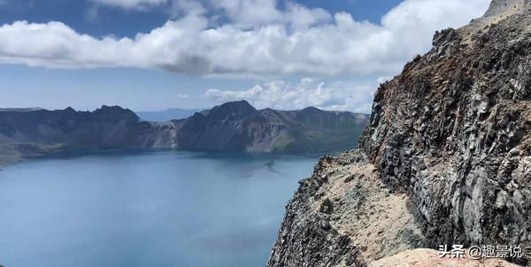 長白山天池，中朝兩國界湖，難得一見的火山口仙境