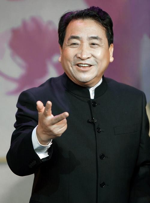 姜昆最得意的“洋徒弟”大山，撈金無數為何突然銷聲匿跡了？