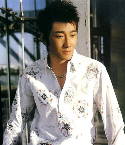 26歲爆紅的滿江，走到今天，也算是如願以償了