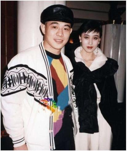 李連杰合作過的香港女星不下十數位,為何對利智情有獨鍾 李連杰合作過的香港女星不下十數位,為何對利智情有獨鍾