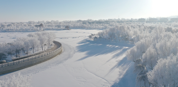 「圖說新疆」新疆木壘:玉樹瓊花 冬景如畫 「圖說新疆」新疆木壘:玉樹瓊花 冬景如畫