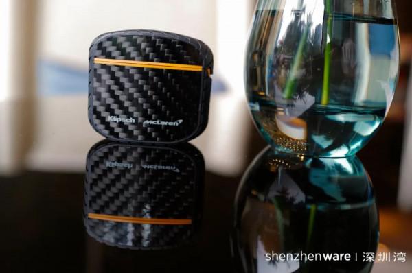 盧米埃影院的音響、兩千多元的 TWS 耳機、邁凱倫的聯名，我們與傑士聊了聊高階打法