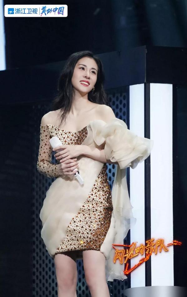 楊丞琳張碧晨合唱千年之戀太炸了