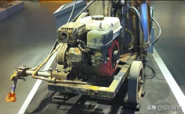 初代交警什麼樣? 初代交警什麼樣?